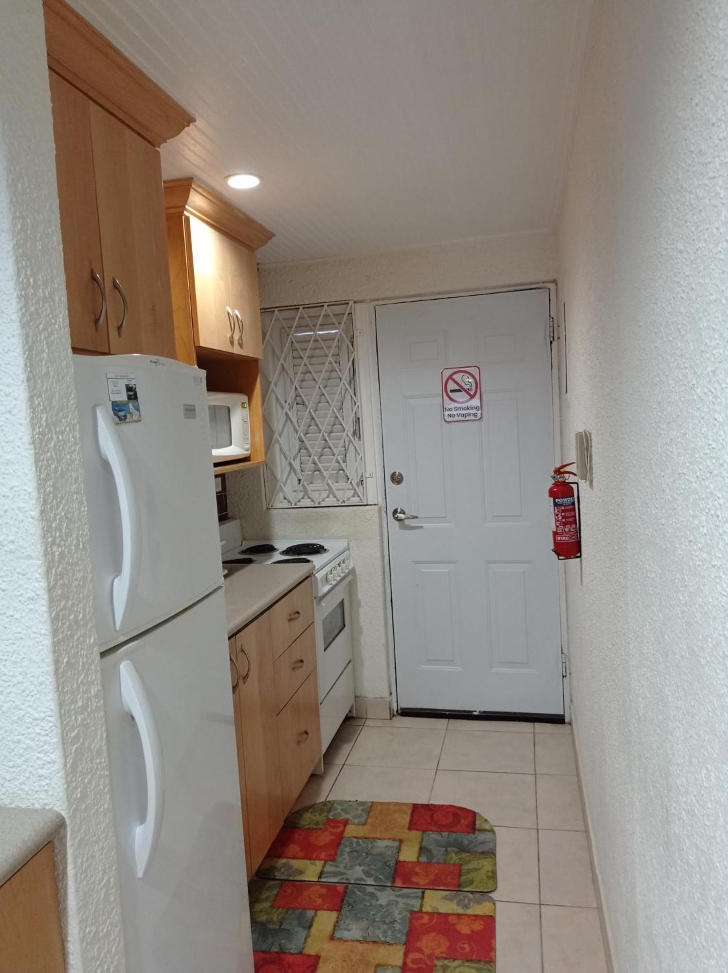 Apartamento 126 Friendship, Rockley Golf Club Bridgetown Exterior foto